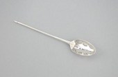 A George III Mote Spoon by Hes