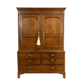 A GEORGE III OAK LINEN PRESS<b