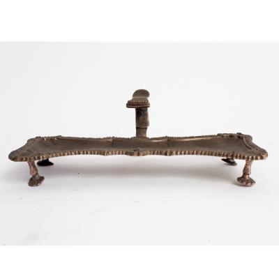 A George III silver snuffer tray,