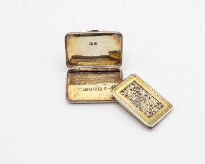 A George III silver vinaigrette,