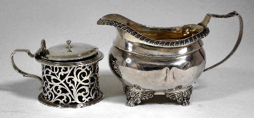 A George IV silver milk jug the