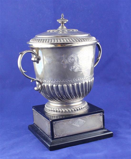 A George V 18th century style