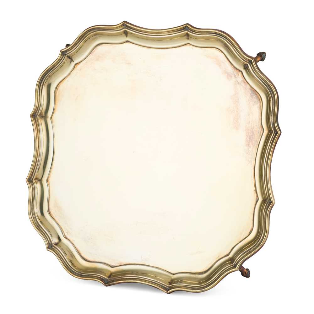 A GEORGE V SILVER-GILT SALVER