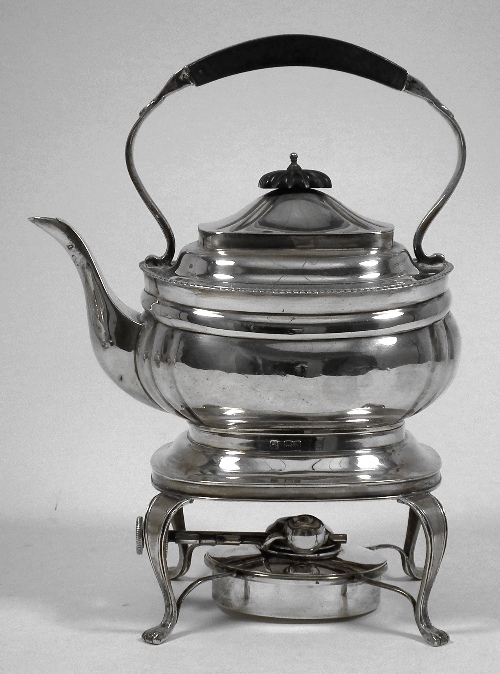 A George V silver tea kettle and