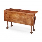 A GEORGIAN MAHOGANY DROP LEAF
