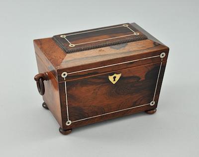 A Georgian Rosewood Tea Caddy The