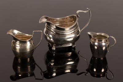 A Georgian silver jug, marks