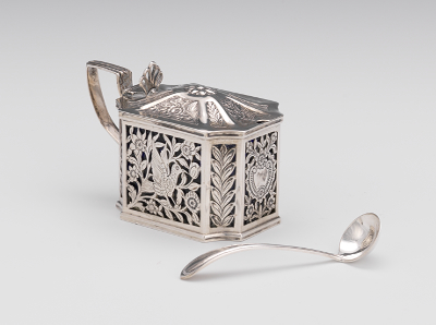 A Georgian Silver Mustard Pot ca.