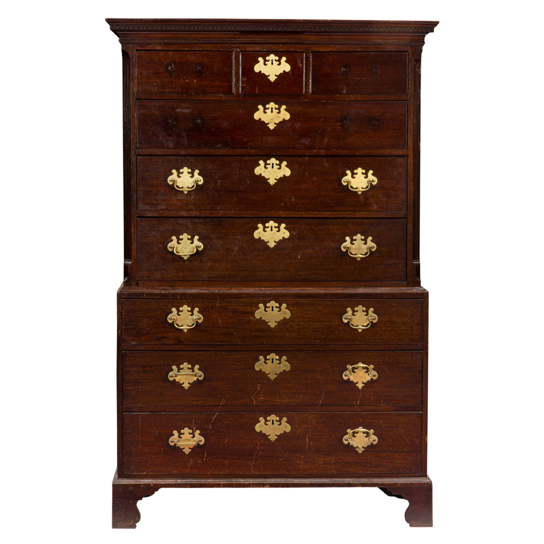 A GEORGIAN STYLE MAHOGANY CHEST