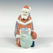 A GIFT FROM SANTA 1006575 - LL