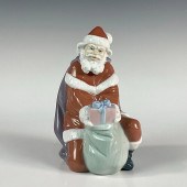 A GIFT FROM SANTA 1006575 - LL