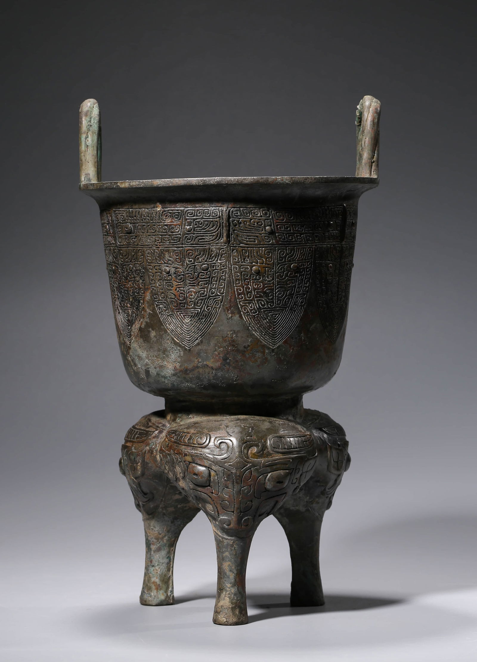 A GILT-BRONZE ANTIQUE STYLE