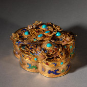 A GILT BRONZE BUTTERFLY BOX<br