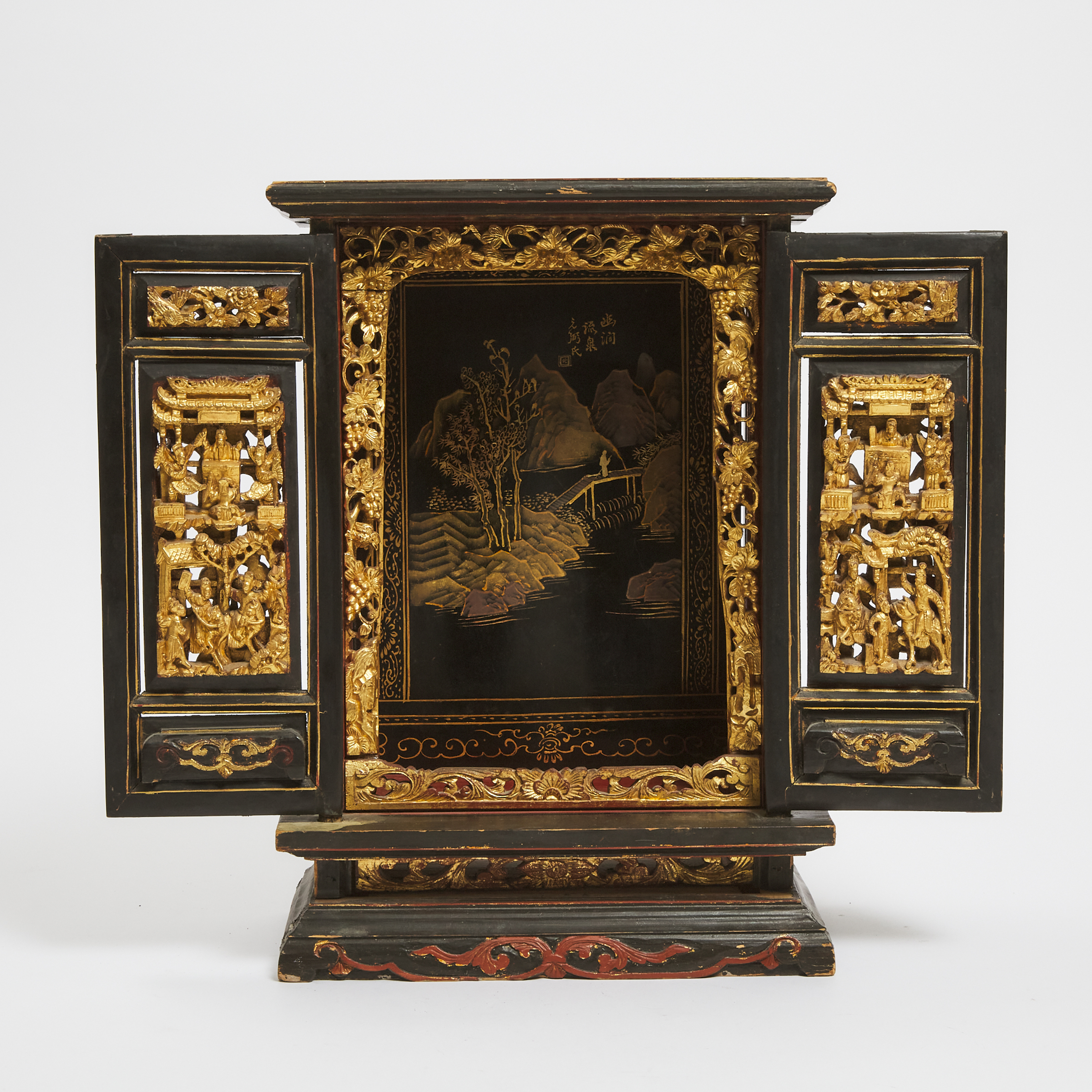 A Gilt Lacquered Ancestral Shrine