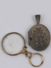 A gilt metal quizzing glass c.