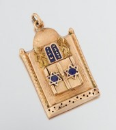 A Gold and Enamel Judaic Penda