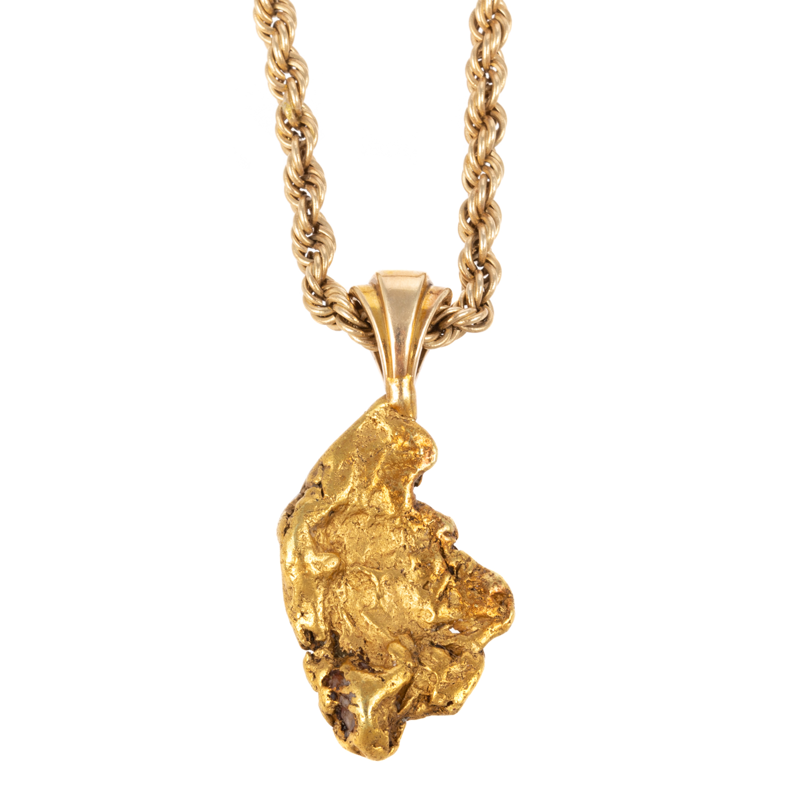 A GOLD NUGGET PENDANT & ROPE