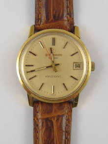 A gold plated gent's electronic