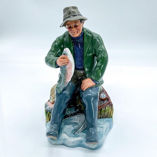 A GOOD CATCH HN2258 - ROYAL DOULTON