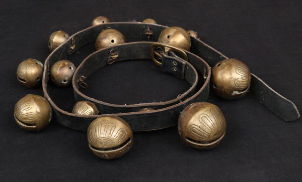 A GOOD ORIGINAL 1890S STRAP OF