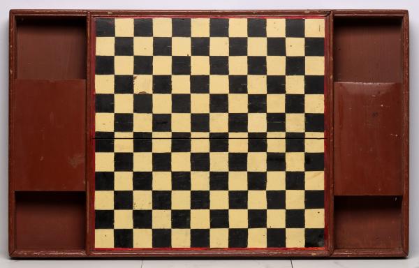 A GOOD THREE-COLOR GAME BOARD IN