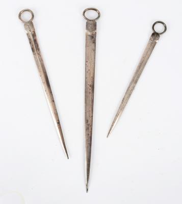 A graduated set of three Irish