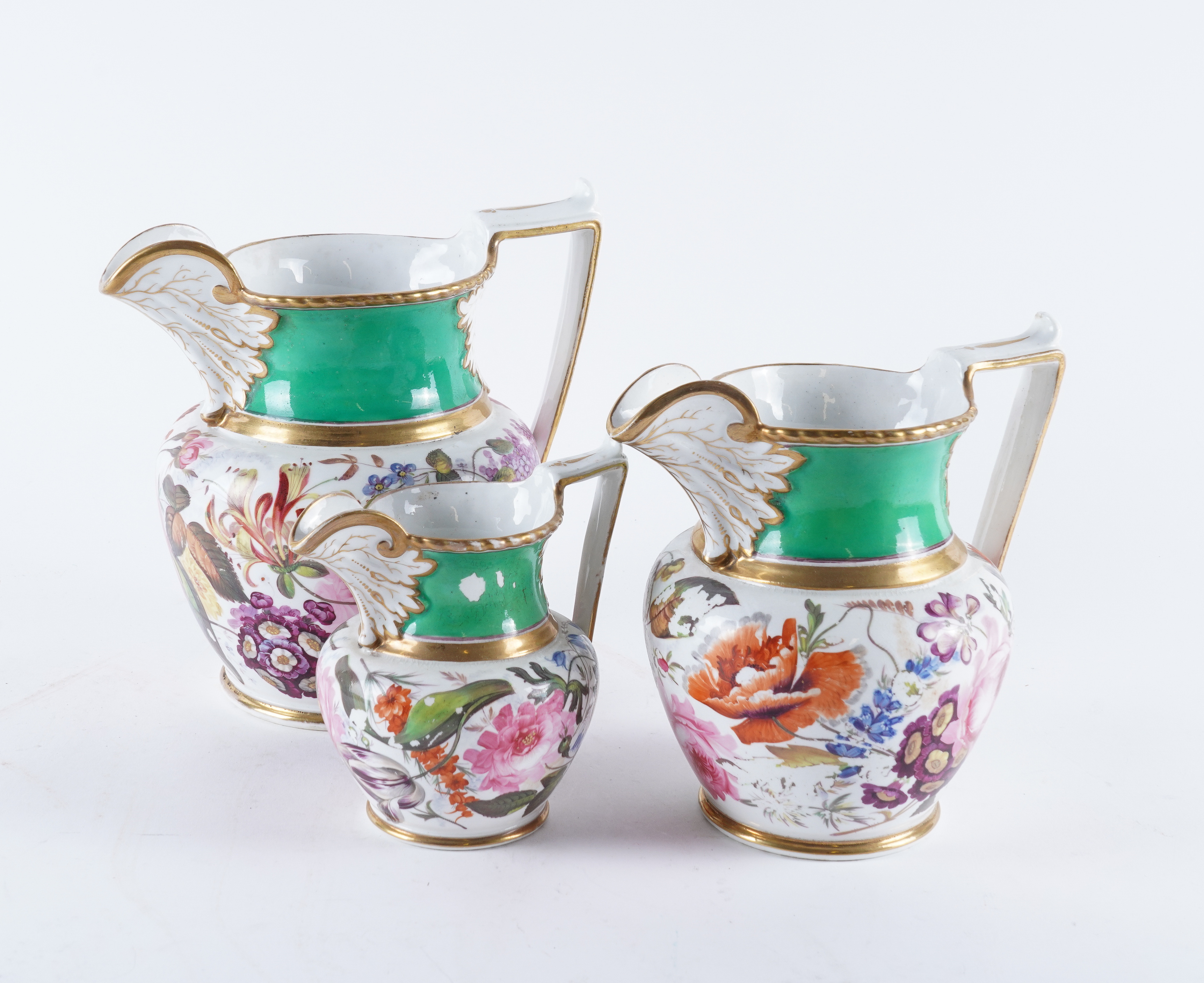 A GRADUATED SET OF THREE ENGLISH