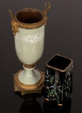 A green glazed jardinière with