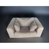 A GREY HEAL'S CHUNKY 'LOVESEAT