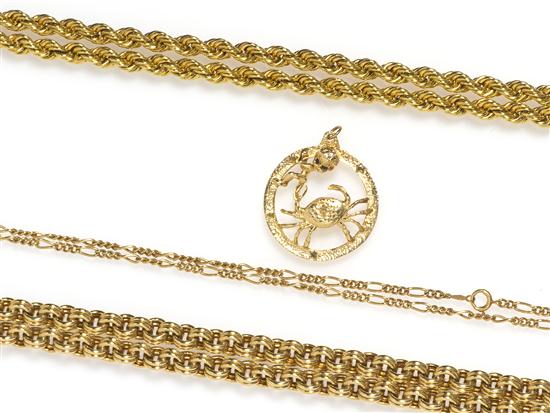 A Group of 14 Karat Yellow Gold