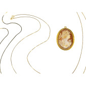 A GROUP OF 14K GOLD JEWELRY<br