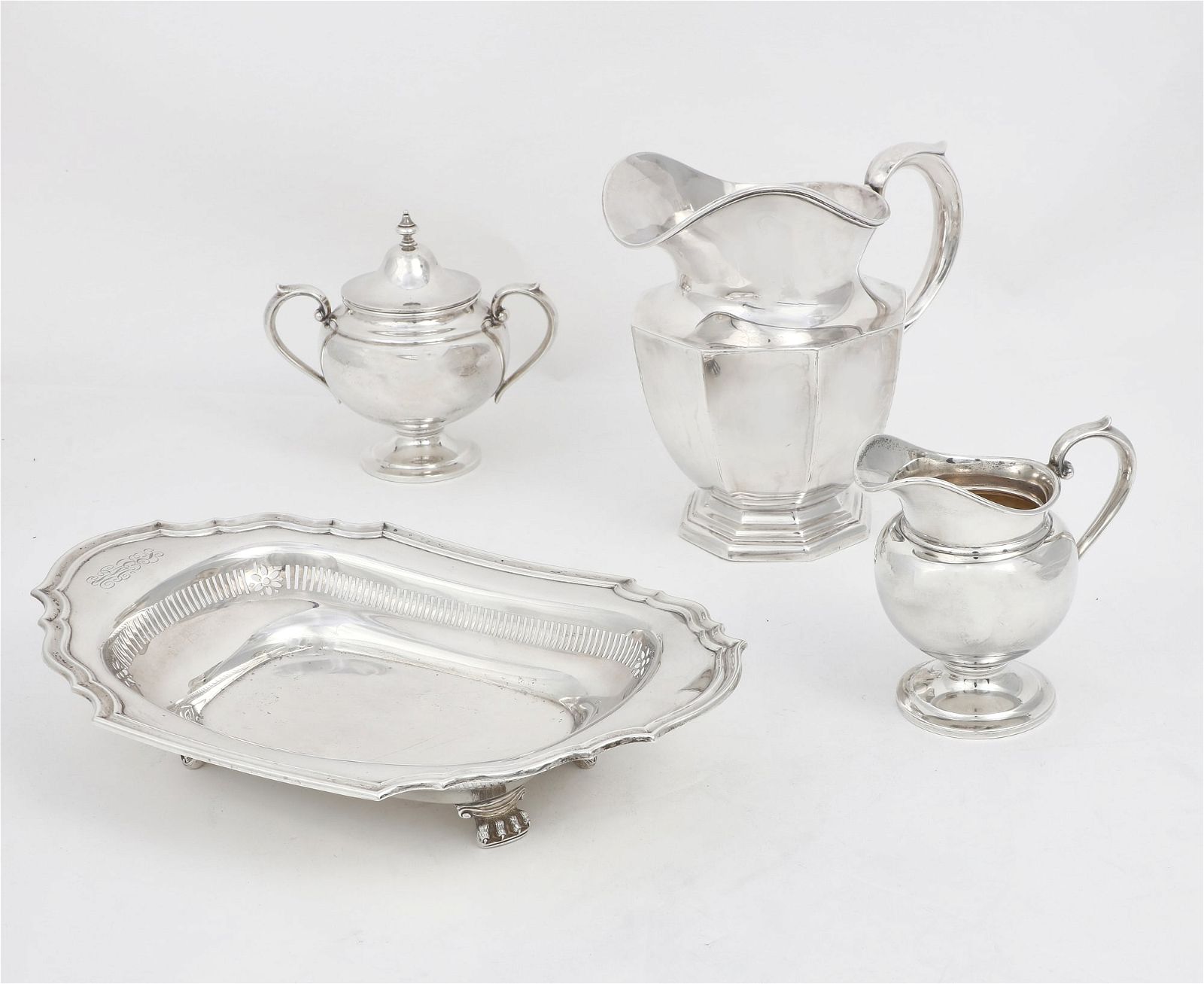 A GROUP OF AMERICAN STERLING SILVER