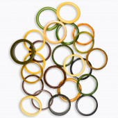 A GROUP OF BAKELITE BRACELETS
