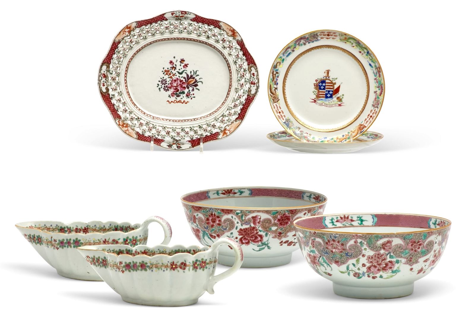 A GROUP OF CHINESE EXPORT PORCELAIN