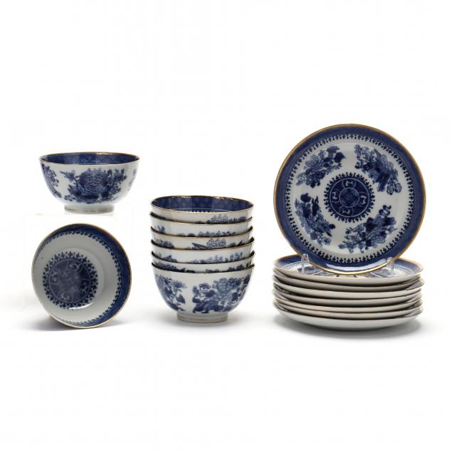 A GROUP OF CHINESE EXPORT