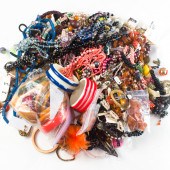A GROUP OF COSTUME JEWELRY A g