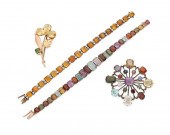 A GROUP OF COSTUME JEWELRYA gr