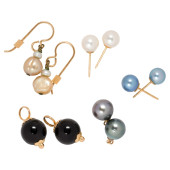 A GROUP OF CULTURED PEARL, ONY