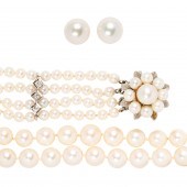 A GROUP OF CULTURED PEARL AND