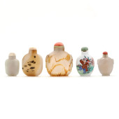 A GROUP OF FIVE CHINESE SNUFF