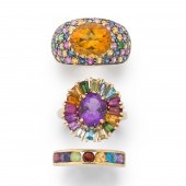 A GROUP OF GEMSTONE AND TEN KA