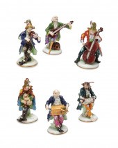 A GROUP OF GERMAN PORCELAIN FI