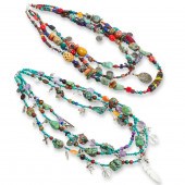 A GROUP OF HARDSTONE BEAD NECK