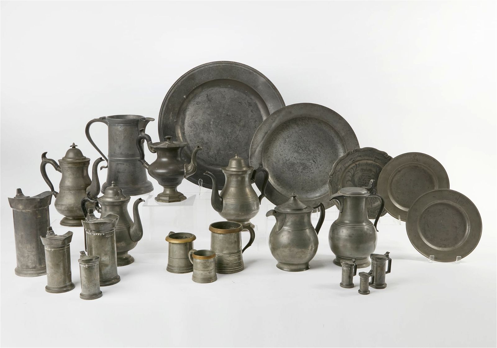 A GROUP OF INTERNATIONAL PEWTER