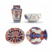 A GROUP OF JAPANESE IMARI SERV