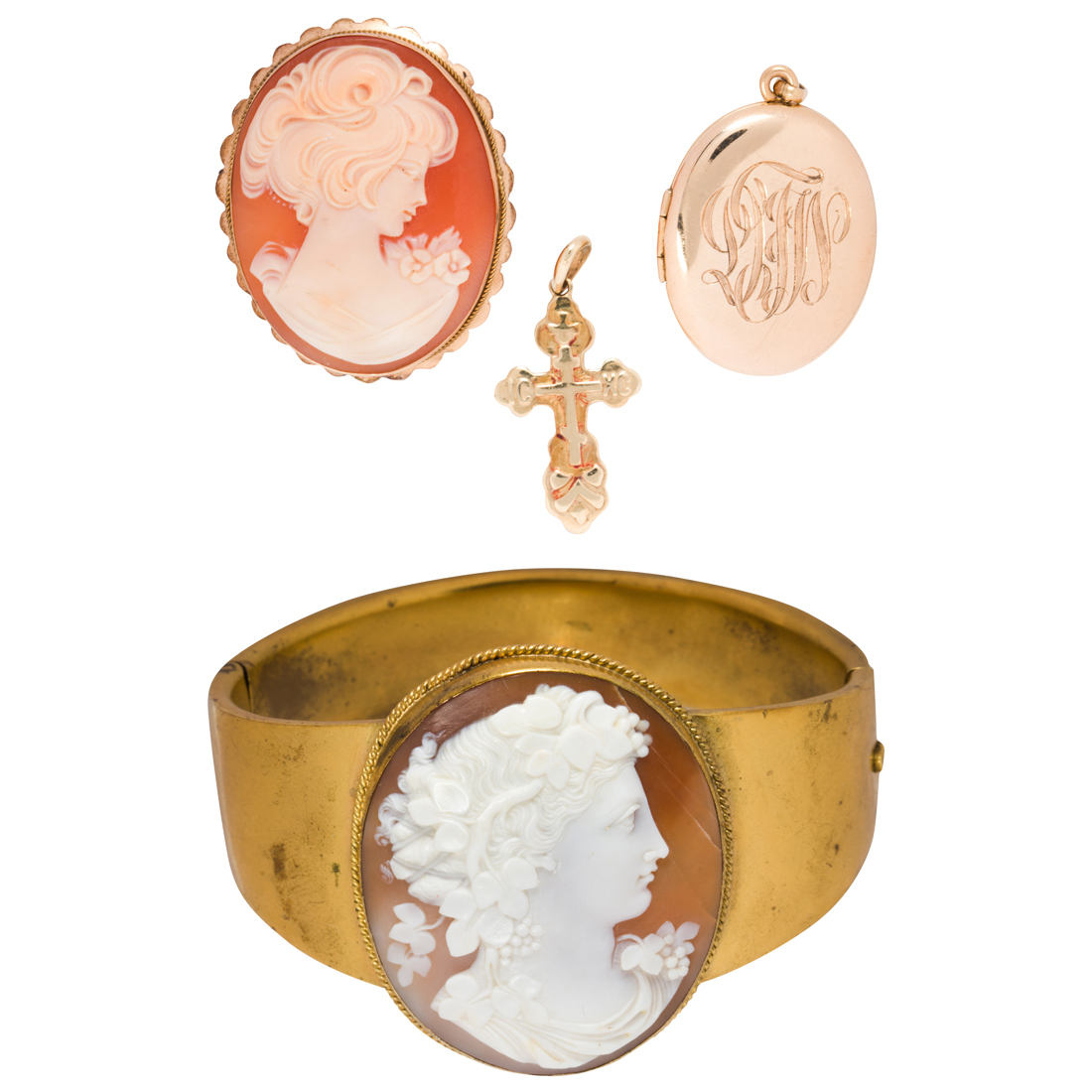 A GROUP OF JEWELRY A group of