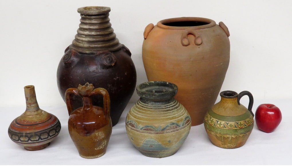 A GROUP OF MESO AMERICAN REDWARE