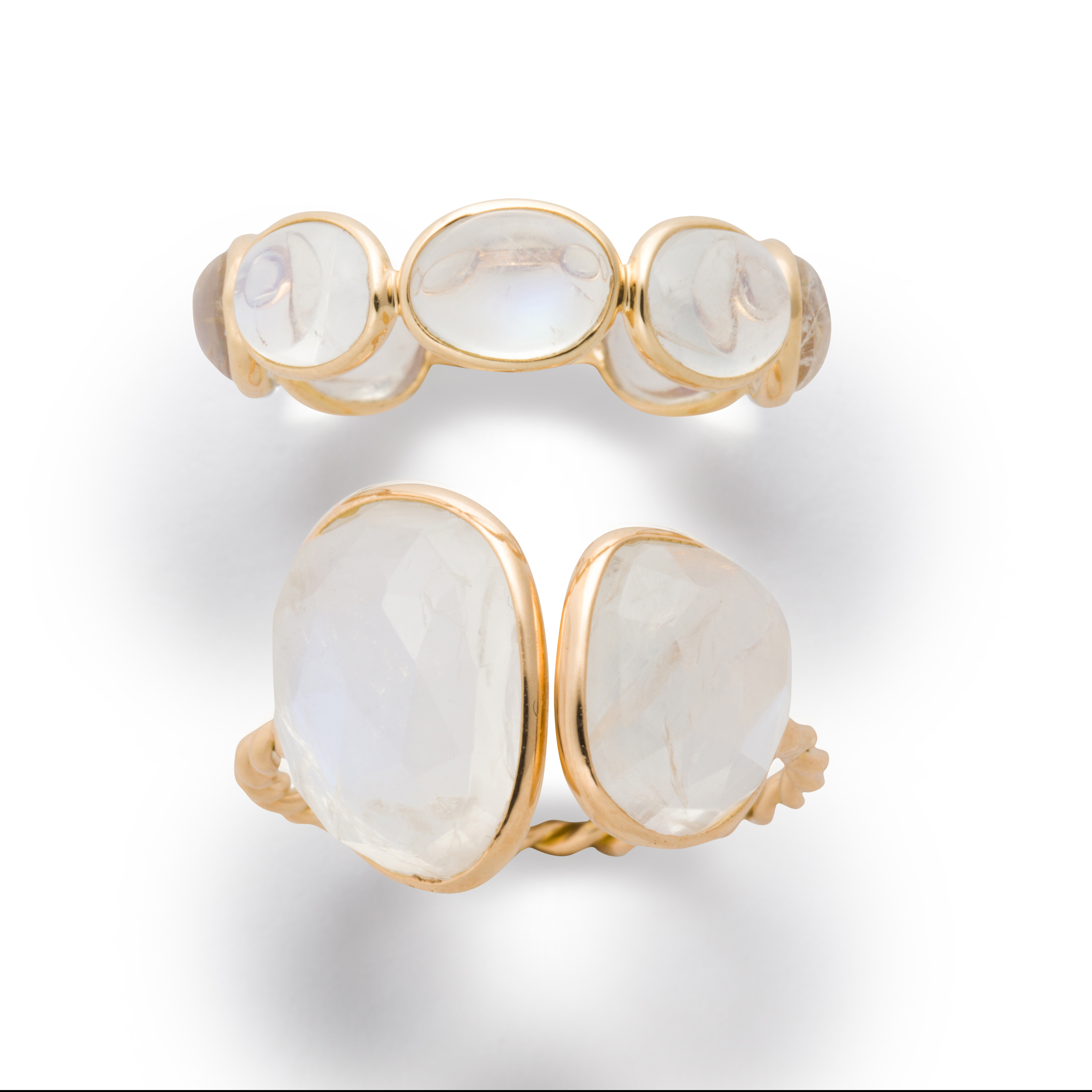 A GROUP OF MOONSTONE AND EIGHTEEN