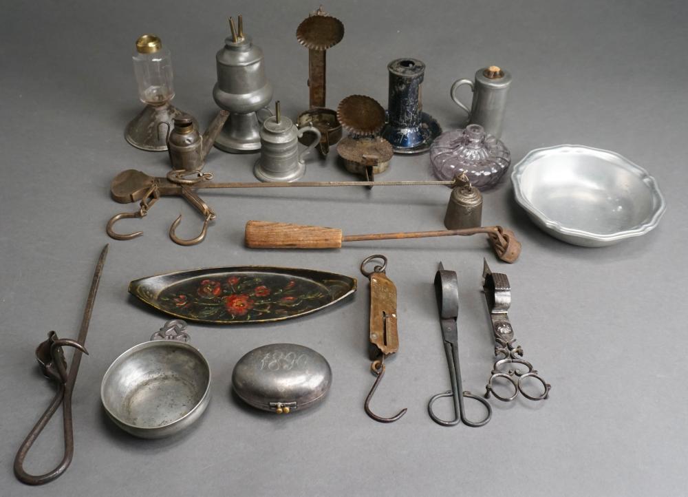 A GROUP OF MOSTLY AMERICAN TIN,