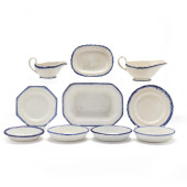 A GROUP OF PEARLWARE, TEN BLUE